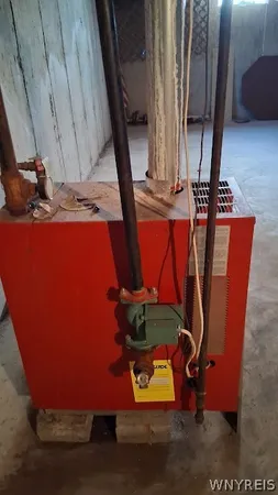 $235,000 | 92 Lindhurst Drive, Lockport City, NY 14094