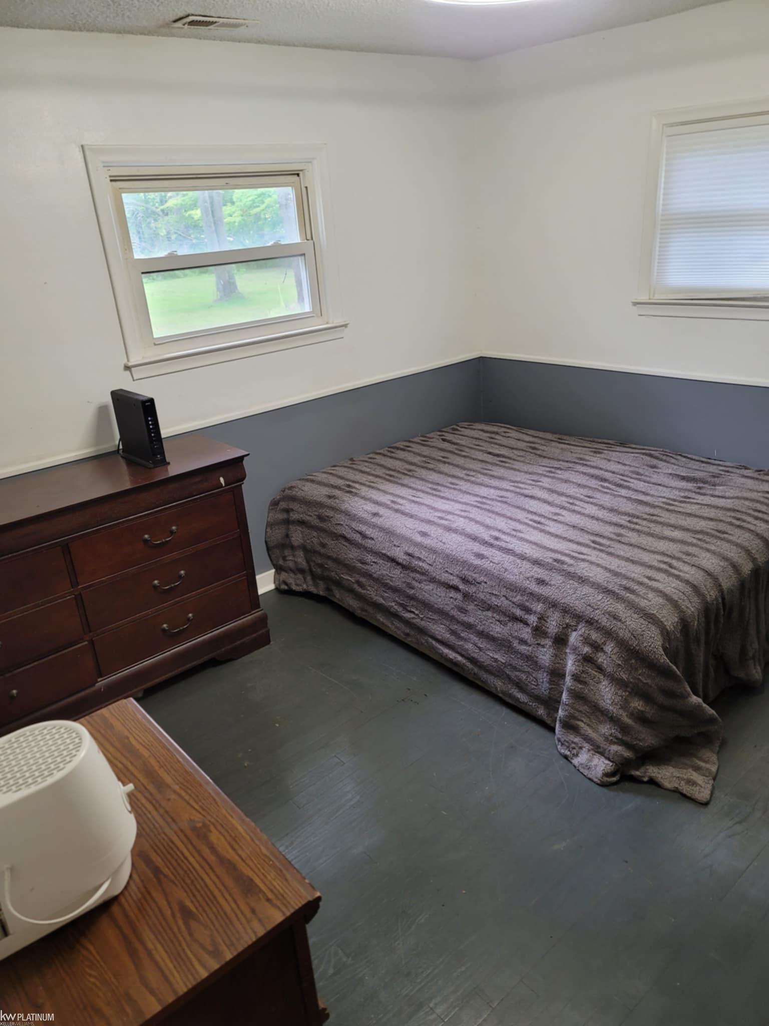 27540 25 Mile Road New Baltimore, MI 48051 - Photo 16 of 38 50186344-28820fa3-85b9-41d1-8317-d972c1b69f93.JPG
