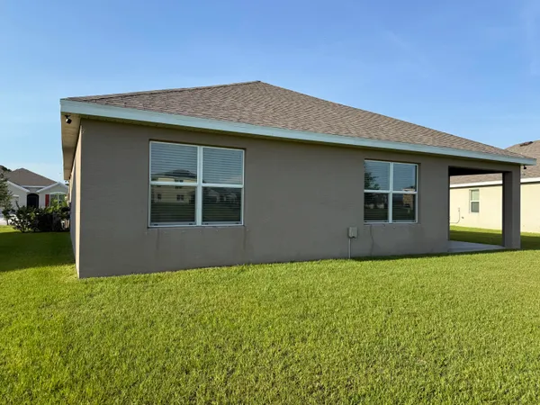 $2,575 | 9511 Potomac Drive, Fort Pierce, FL 34945