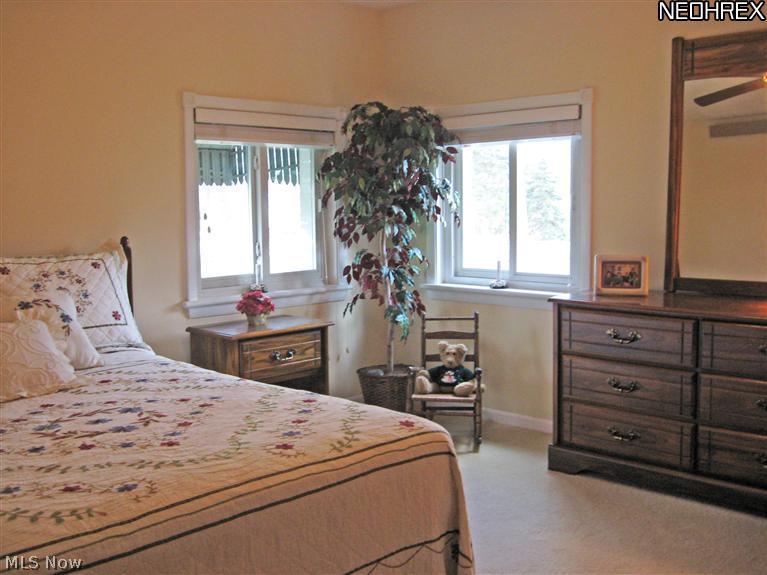 5847 Horning Road Kent, OH 44240 - Photo 12 of 25 Gallery Image 12