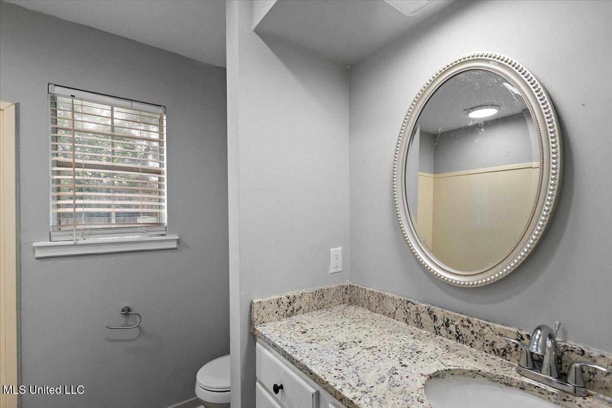 1101-1102 Jamestown Way, Unit 1 & 2 Jackson, MS 39211 - Photo 12 of 27 27-3HTP0962