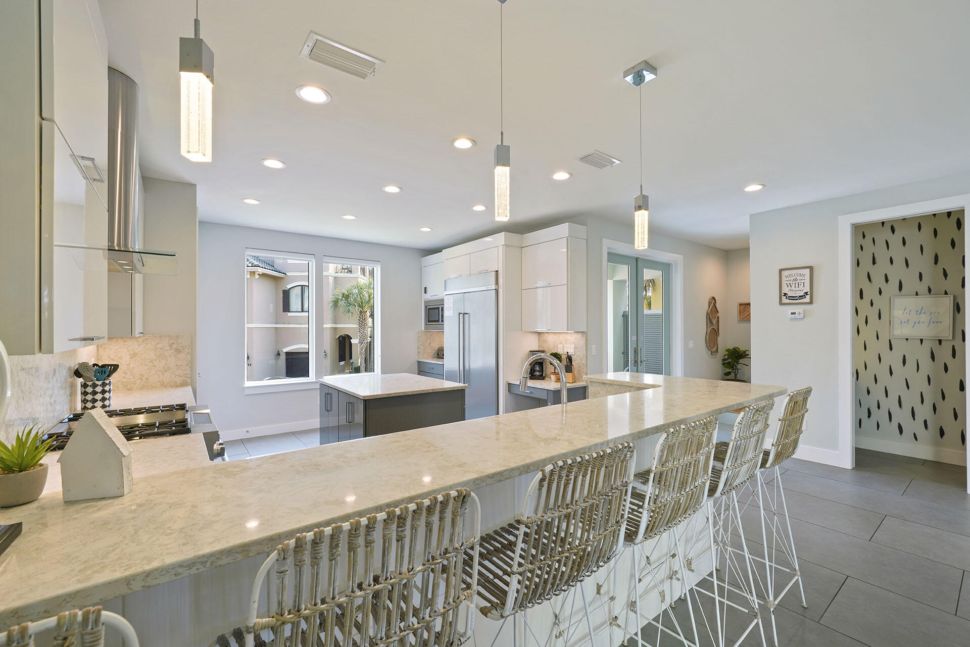 4846 Ocean Boulevard Destin, FL 32541 - Photo 13 of 55 26