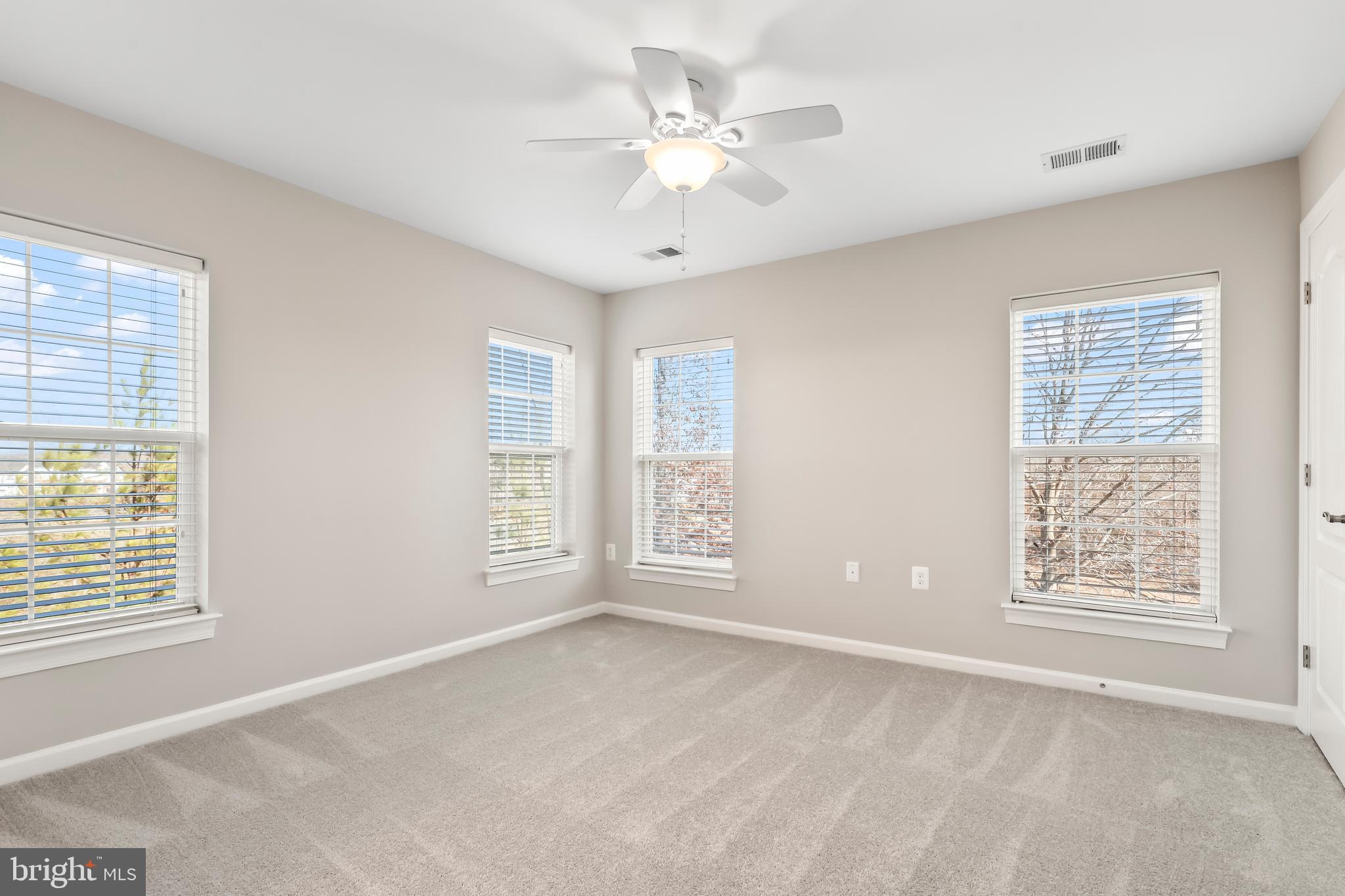 7400 Riding Meadow Way Manassas, VA 20111 - Photo 15 of 33 Gallery Image 15