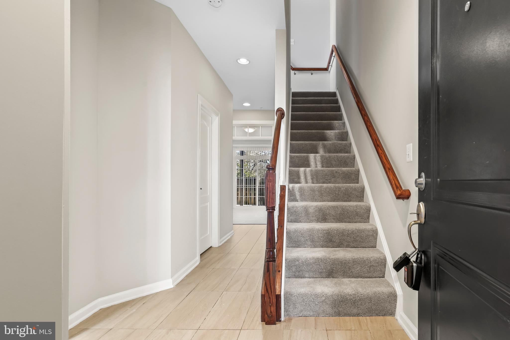 7400 Riding Meadow Way Manassas, VA 20111 - Photo 3 of 33 Gallery Image 3