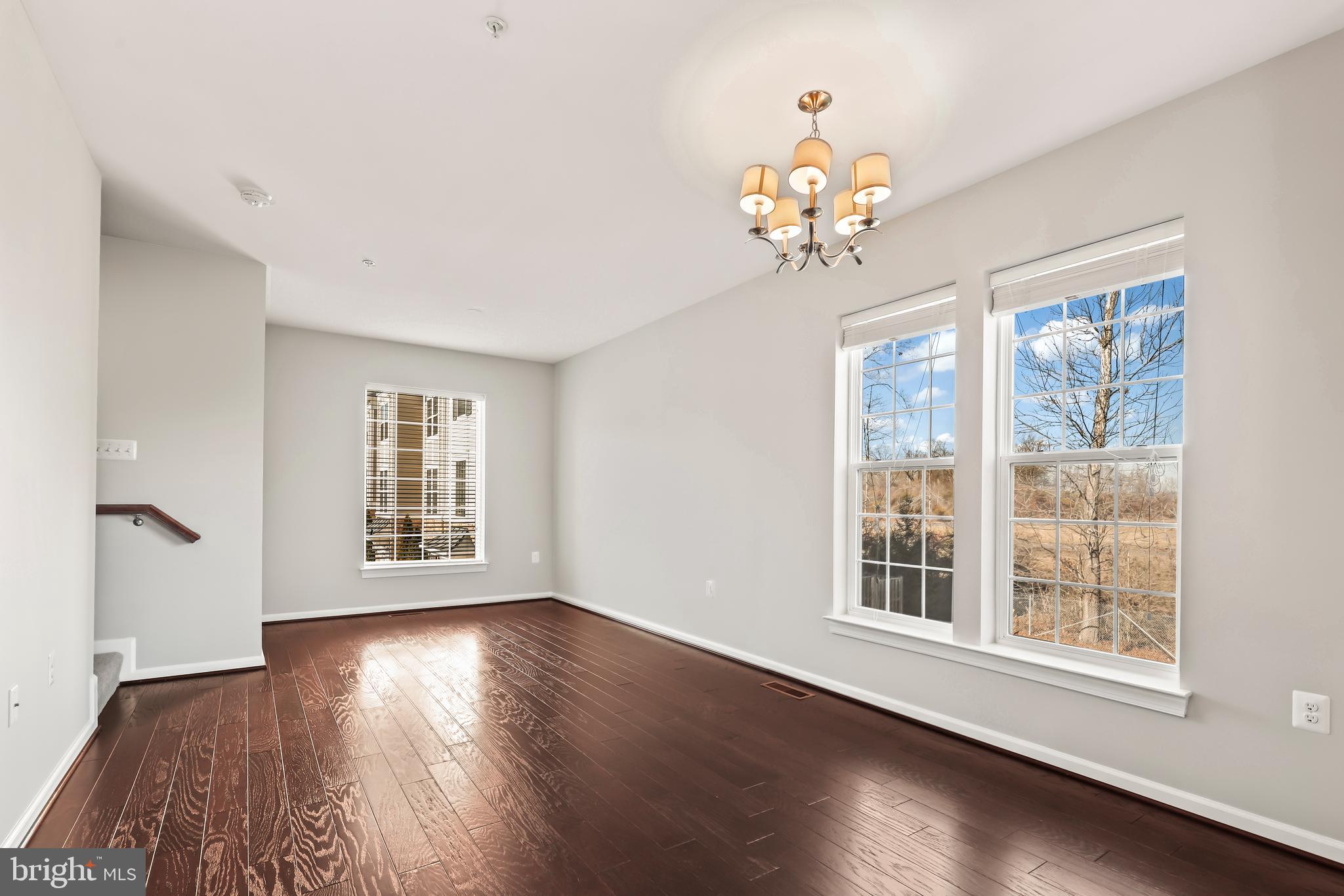 7400 Riding Meadow Way Manassas, VA 20111 - Photo 8 of 33 Gallery Image 8