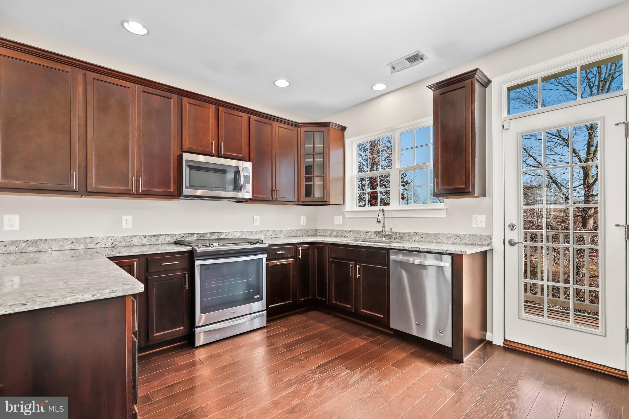 7400 Riding Meadow Way Manassas, VA 20111 - Photo 10 of 33 Gallery Image 10