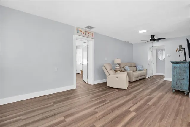 $3,200 | 528 77th Avenue, St. Pete Beach, FL 33706