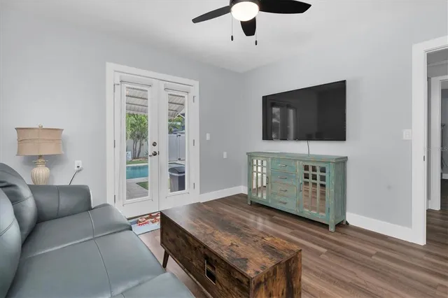 $3,200 | 528 77th Avenue, St. Pete Beach, FL 33706