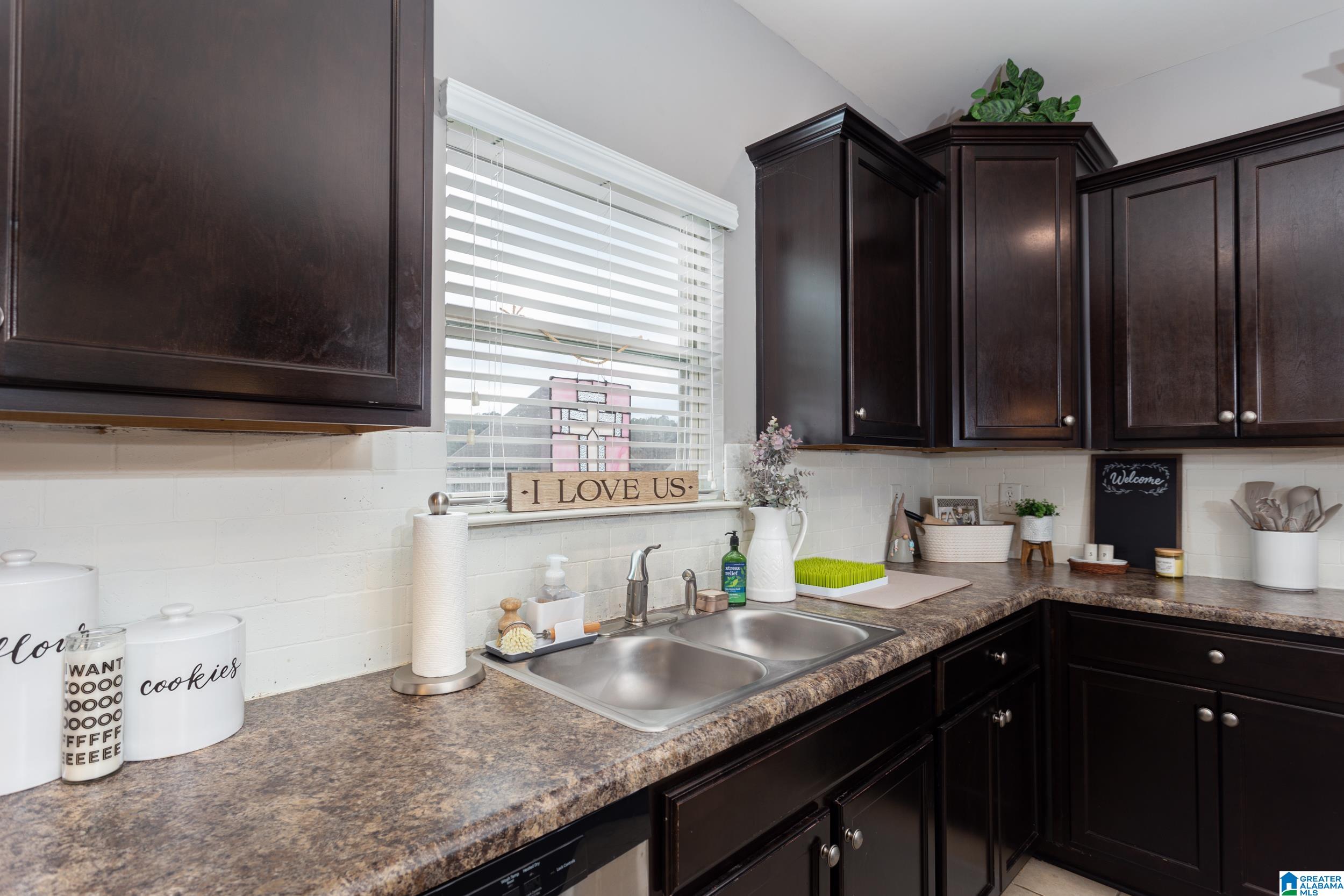 1020 Bethpage Lane Calera, AL 35040 - Photo 11 of 39