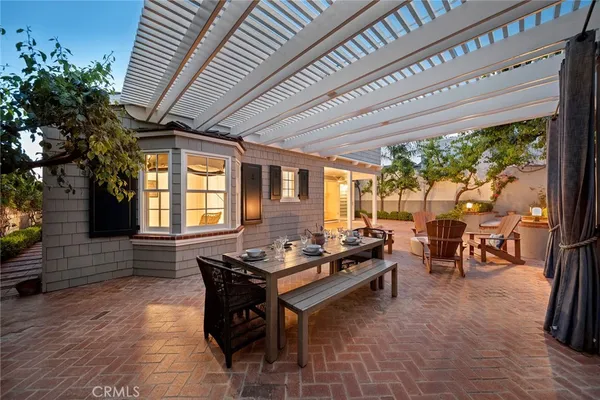 $8,500,000 | 320 Emerald Bay, Laguna Beach, CA 92651