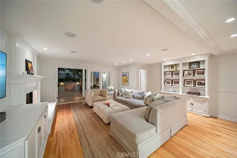 $8,500,000 | 320 Emerald Bay, Laguna Beach, CA 92651