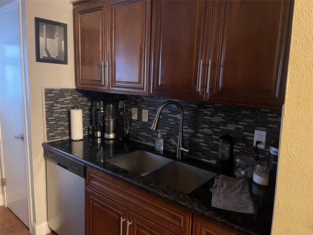 $1,500 | 3535 NASA Road 1, Unit 96, Seabrook, TX 77586