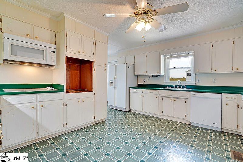 229 Todd Road Honea Path, SC 29654 - Photo 17 of 31