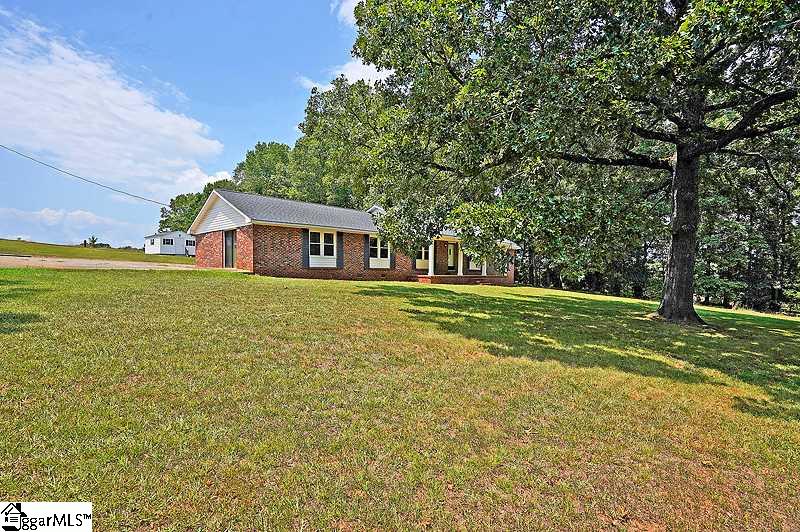 229 Todd Road Honea Path, SC 29654 - Photo 4 of 31