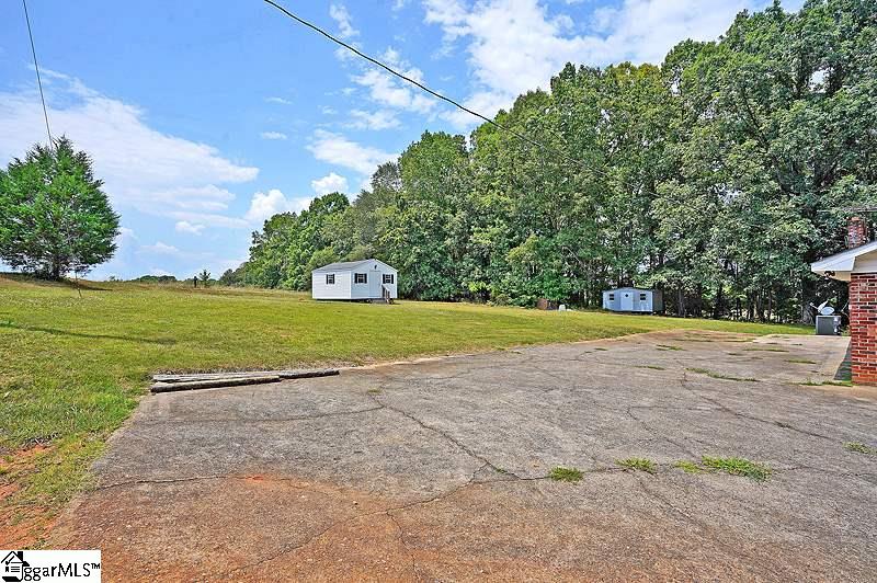 229 Todd Road Honea Path, SC 29654 - Photo 7 of 31