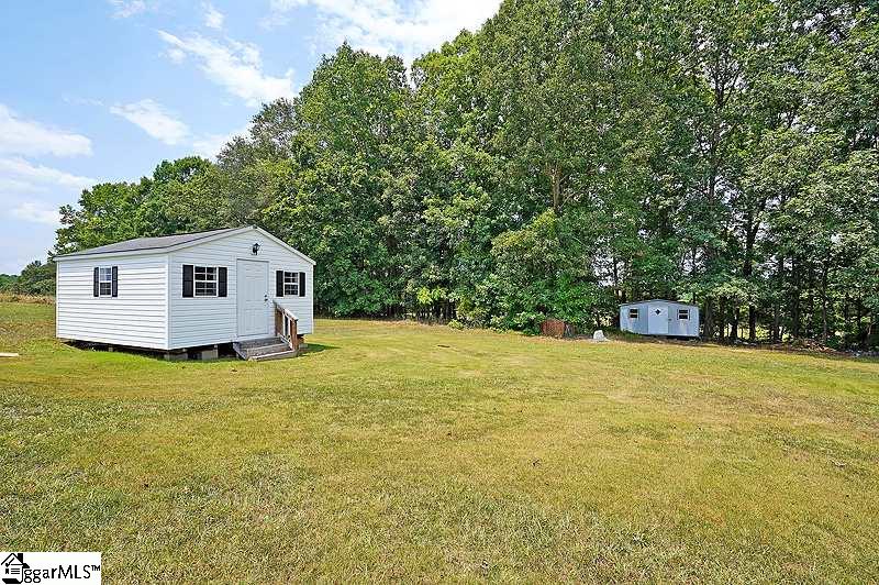 229 Todd Road Honea Path, SC 29654 - Photo 9 of 31