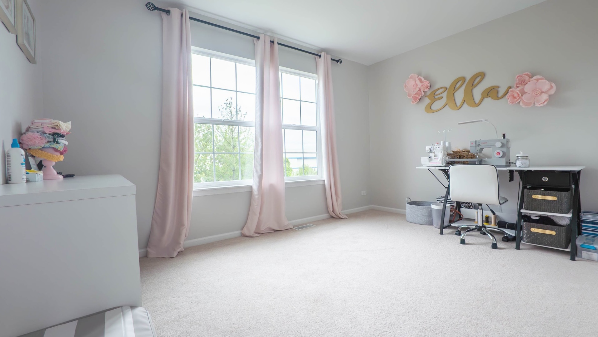 421 Post Oak Circle West Chicago, IL 60185 - Photo 13 of 22 a view of workspace with a window