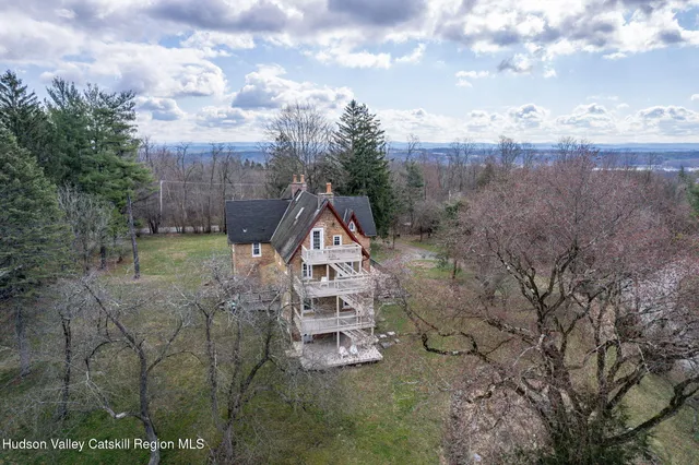 $1,199,000 | 2125 Highway 385, Athens, NY 12015