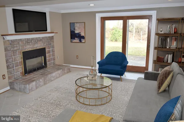 $364,900 | 7602 Locris Drive, Upper Marlboro, MD 20772
