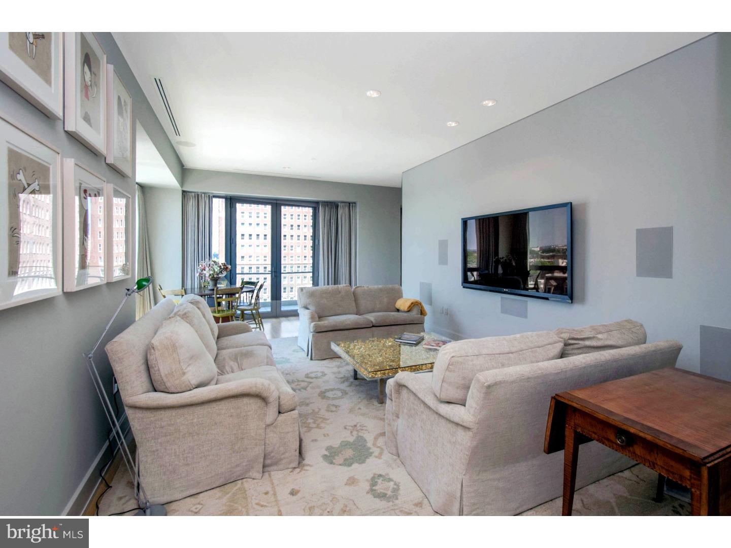 1706 Rittenhouse Square, Unit 701 Philadelphia, PA 19103 - Photo 12 of 23 Family Room