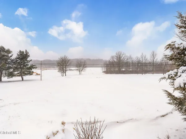 $275,000 | 6071 Highway 10, Cobleskill, NY 12043