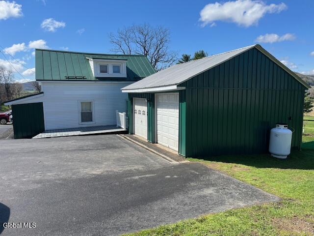 6071 Highway 10 Cobleskill, NY 12043 - Photo 7 of 40 IMG_5288