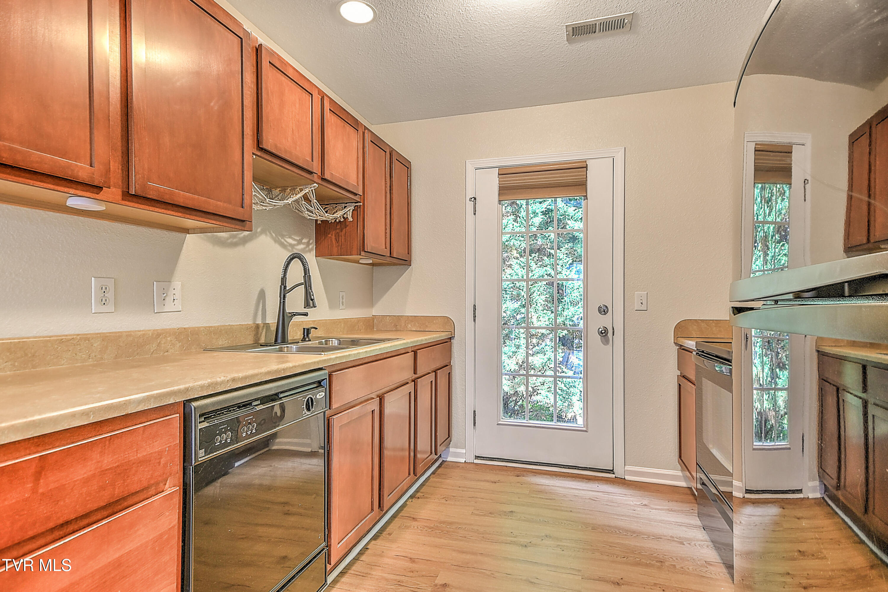 396 Jonesboro Road, Unit 3A Piney Flats, TN 37686 - Photo 13 of 27 396 Jonesboro TJ-14