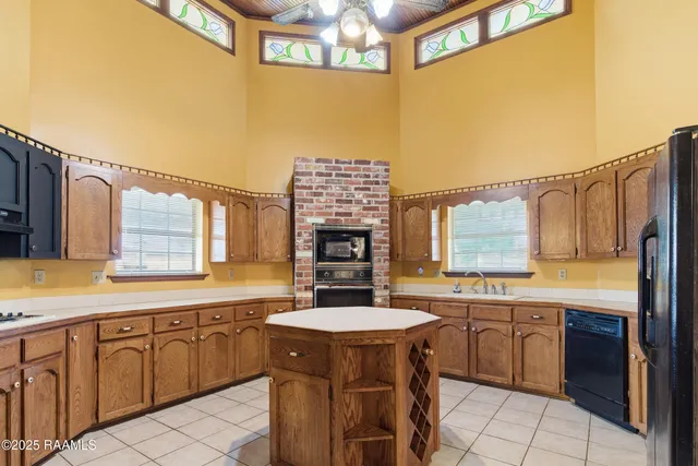 $2,500 | 104 Tallowood Circle, Lafayette, LA 70508