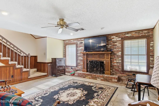 $2,500 | 104 Tallowood Circle, Lafayette, LA 70508