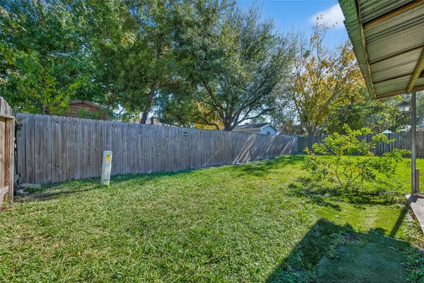 $2,000 | 10423 Permian Drive, Sugar Land, TX 77498
