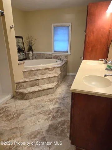 $318,900 | 102 South Irving Avenue, Scranton, PA 18505