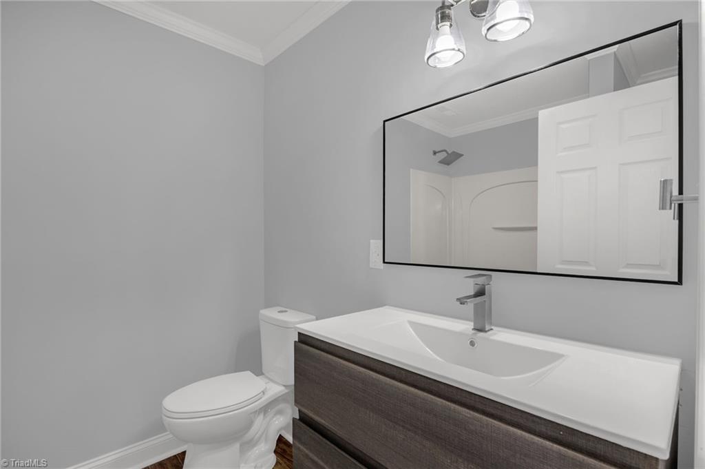 2434 New Walkertown Road Winston-Salem, NC 27101 - Photo 23 of 36