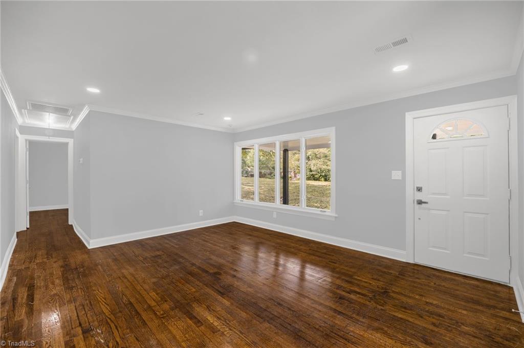 2434 New Walkertown Road Winston-Salem, NC 27101 - Photo 9 of 36