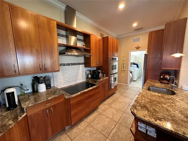 $4,300 | 4727 Spinnaker Drive, Bradenton, FL 34208