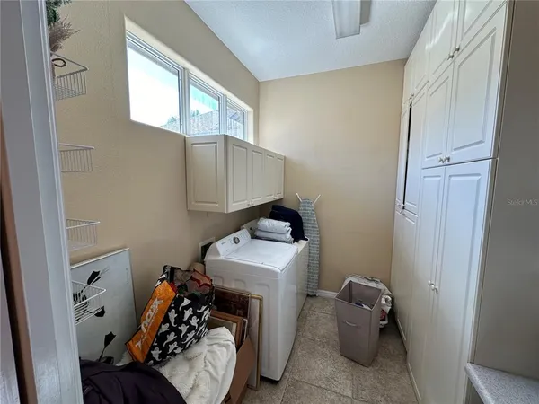 $4,300 | 4727 Spinnaker Drive, Bradenton, FL 34208