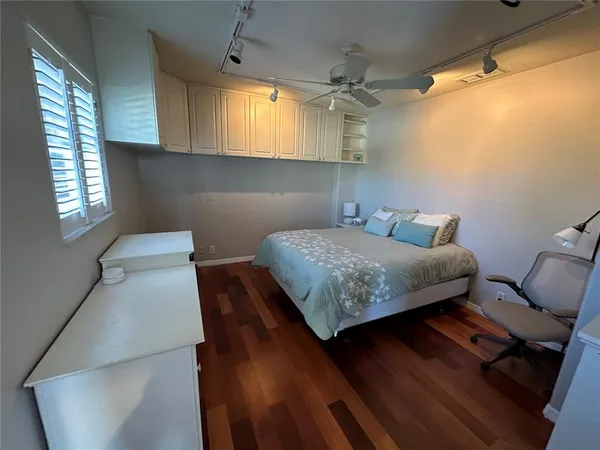 $4,300 | 4727 Spinnaker Drive, Bradenton, FL 34208