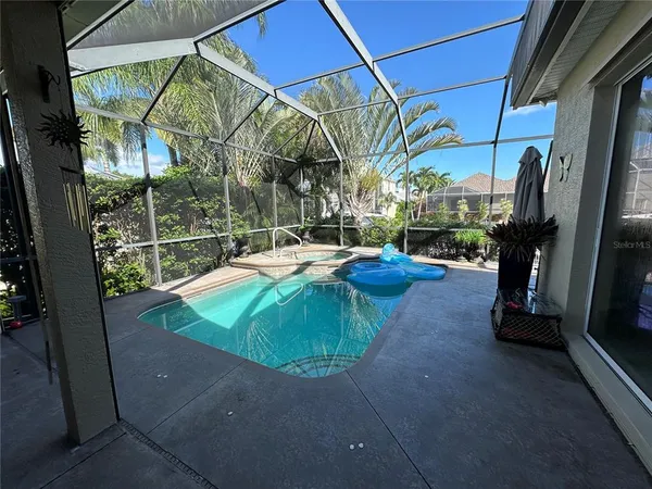 $4,300 | 4727 Spinnaker Drive, Bradenton, FL 34208