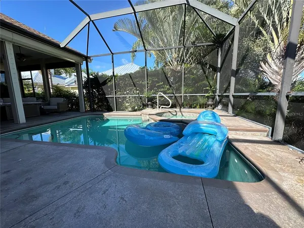 $4,300 | 4727 Spinnaker Drive, Bradenton, FL 34208