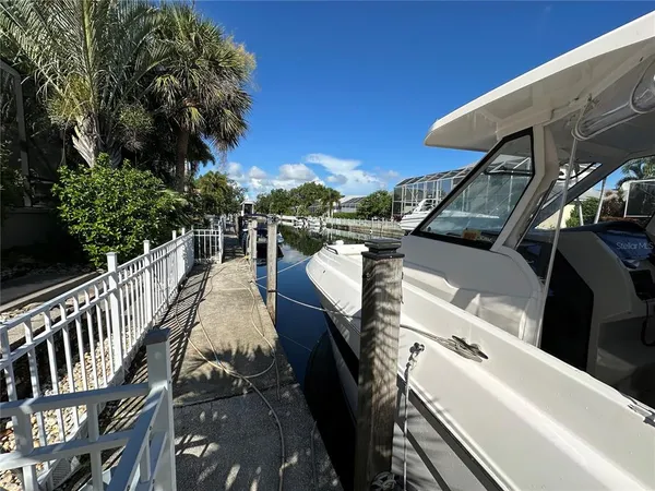$4,300 | 4727 Spinnaker Drive, Bradenton, FL 34208