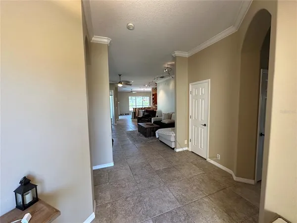 $4,300 | 4727 Spinnaker Drive, Bradenton, FL 34208