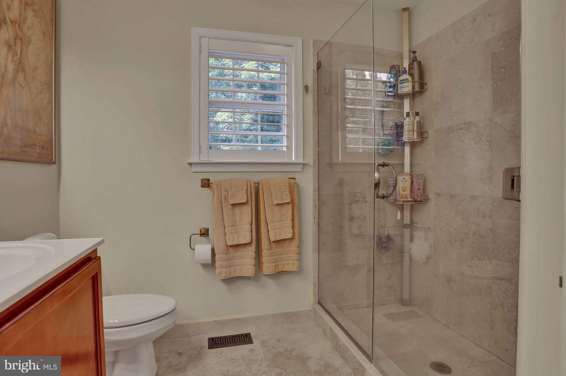 240 Krocks Road Allentown, PA 18104 - Photo 11 of 39 Gallery Image 11