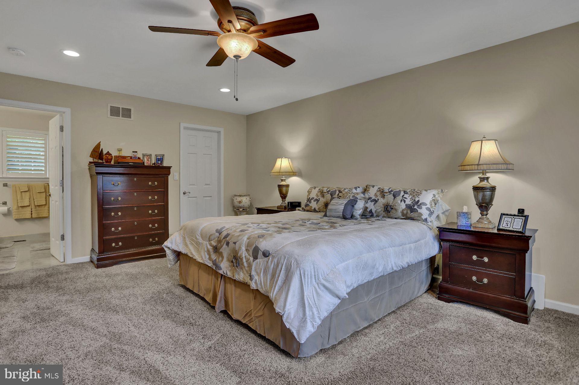 240 Krocks Road Allentown, PA 18104 - Photo 9 of 39 Gallery Image 9