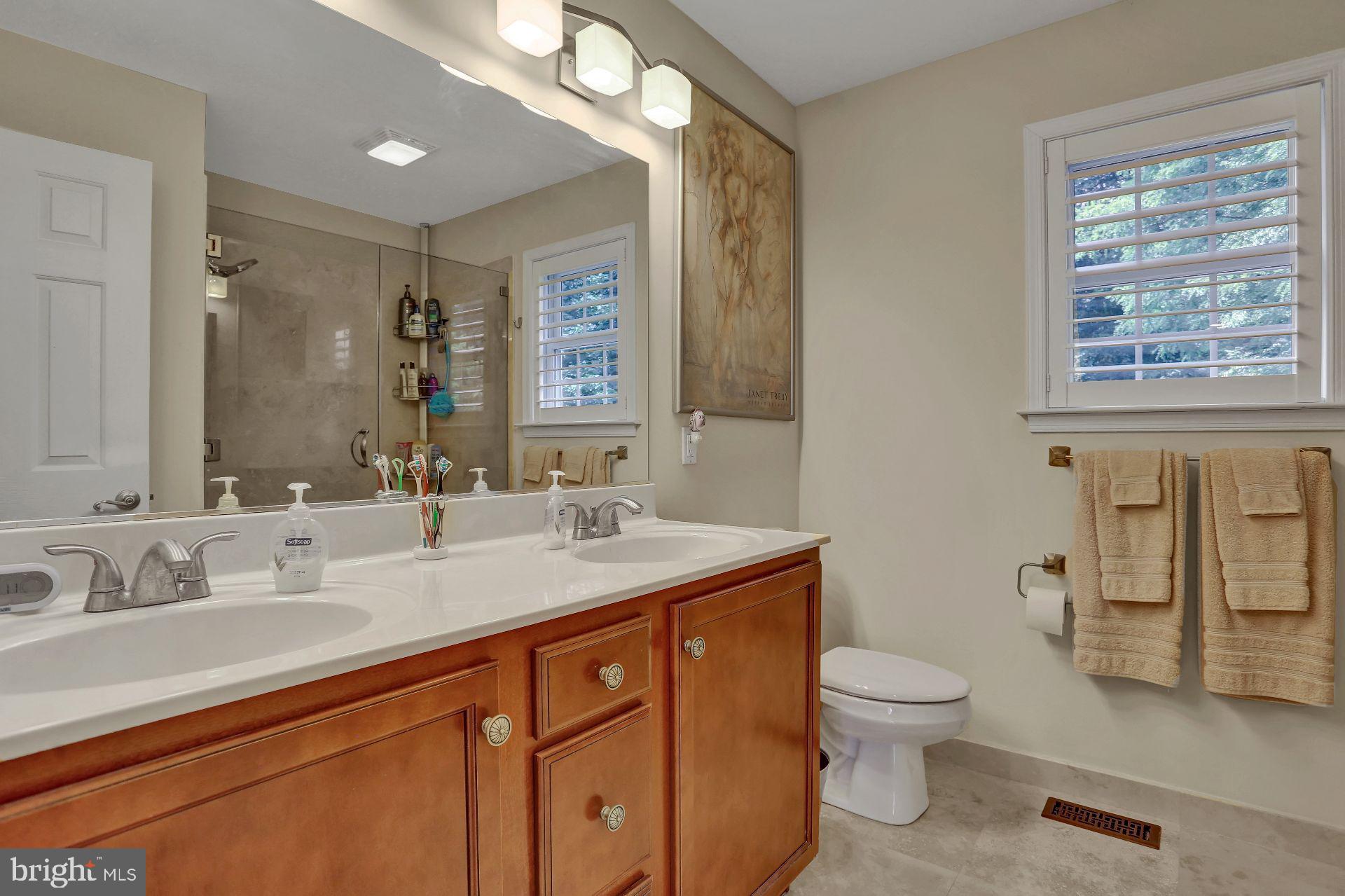 240 Krocks Road Allentown, PA 18104 - Photo 10 of 39 Gallery Image 10