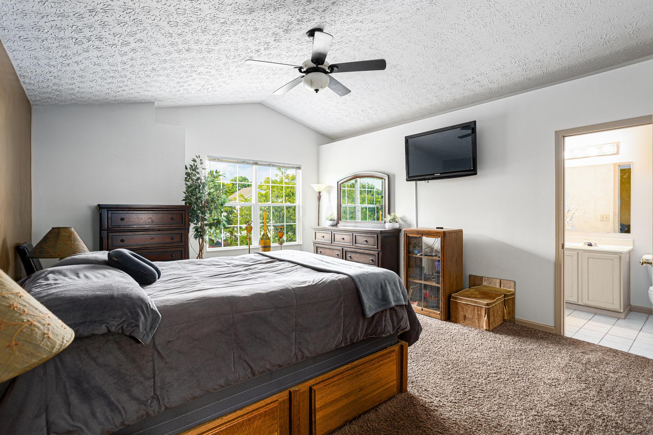 2083 Waymont Road Columbus, OH 43229 - Photo 45 of 59 2083 Waymont Rd 045