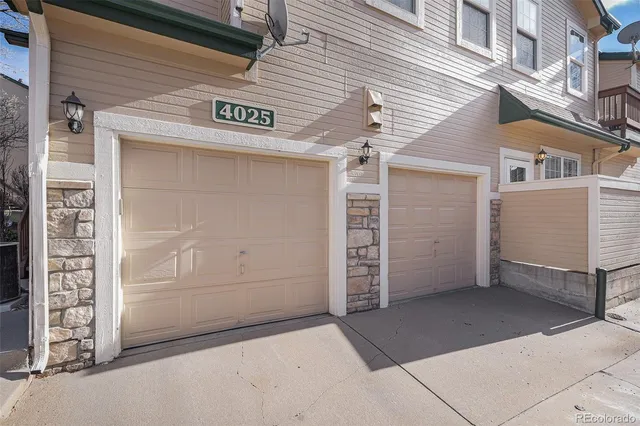 $370,000 | 4025 South Dillon Way, Unit 102, Aurora, CO 80014