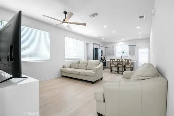 $435,000 | 3049 North Dudley Street, Visalia, CA 93291