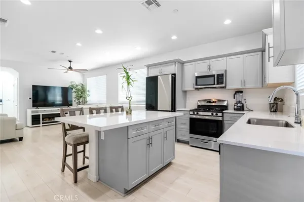 $435,000 | 3049 North Dudley Street, Visalia, CA 93291