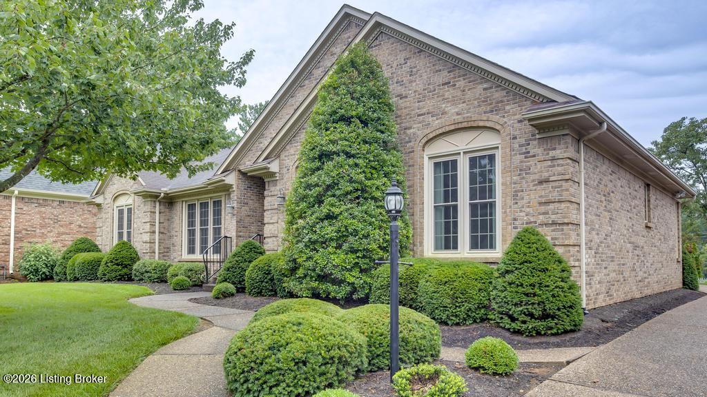 10306 Spring Meyer Road Louisville, KY 40223 - Photo 3 of 73 10306_SpringMayerRd_40223_003