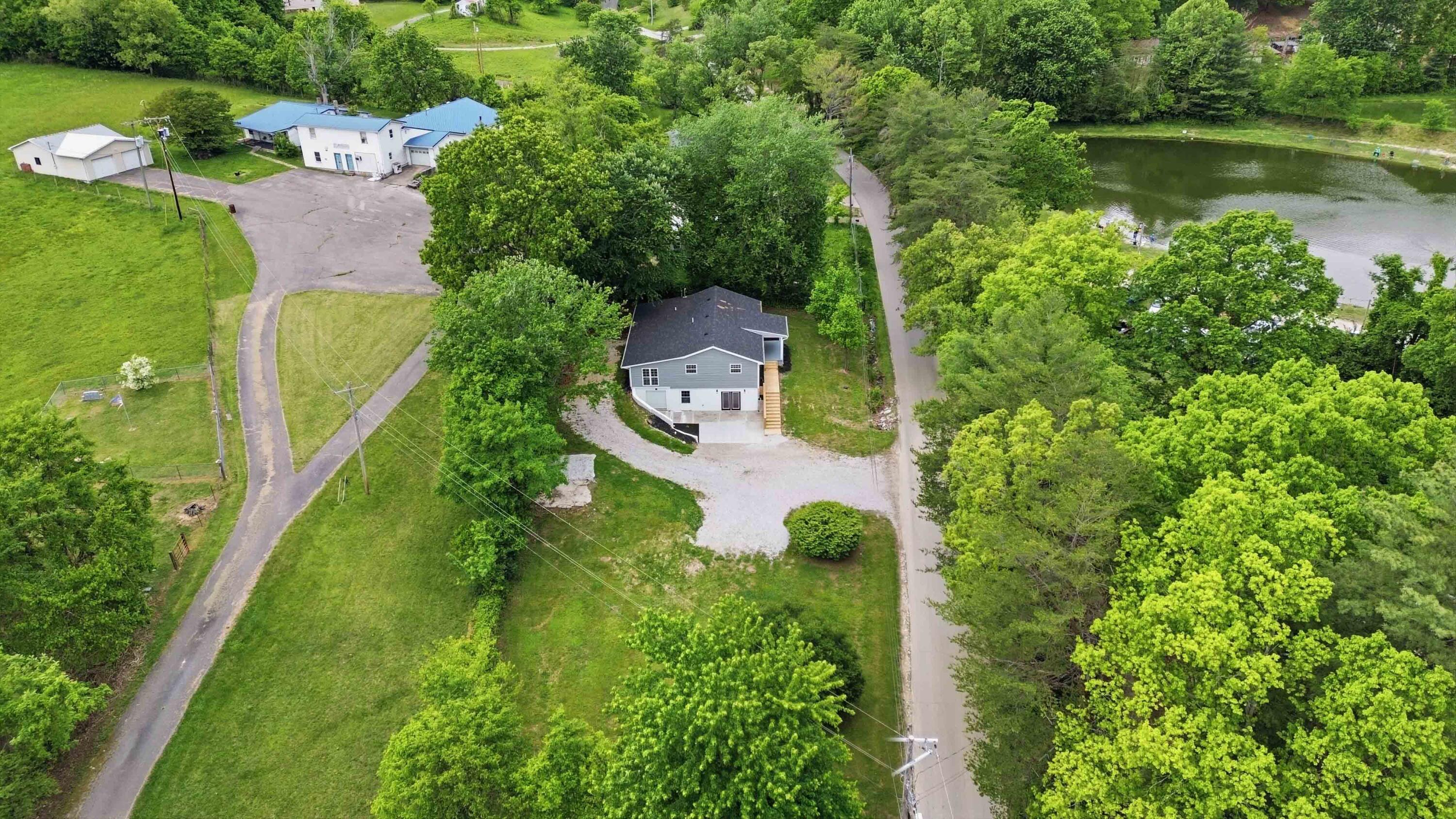 143 Mason Lake Road Berea, KY 40403 - Photo 47 of 56 046