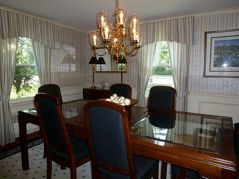 100 Rumstick Road Barrington, RI 02806 - Photo 7 of 20 Dining Room.